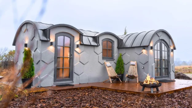 Revonia Prefab Plus mazā māja
